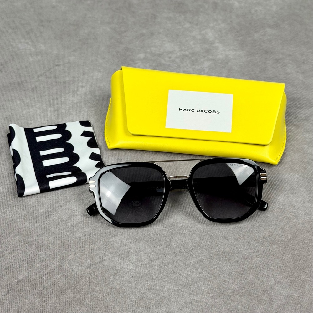 Marc Jacobs MARC 588/S Black Gold Geometric Aviator Sunglasses 53-21-145 NEW